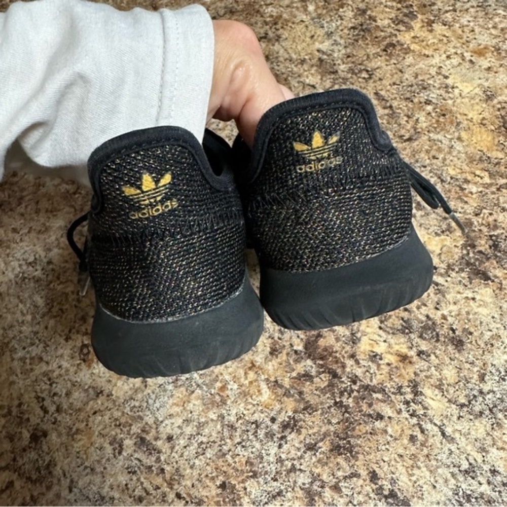 Adidas Black Gold Glitter Tubular Shadow Athletic Running Sneakers Kids Size 1 - Picture 5 of 8